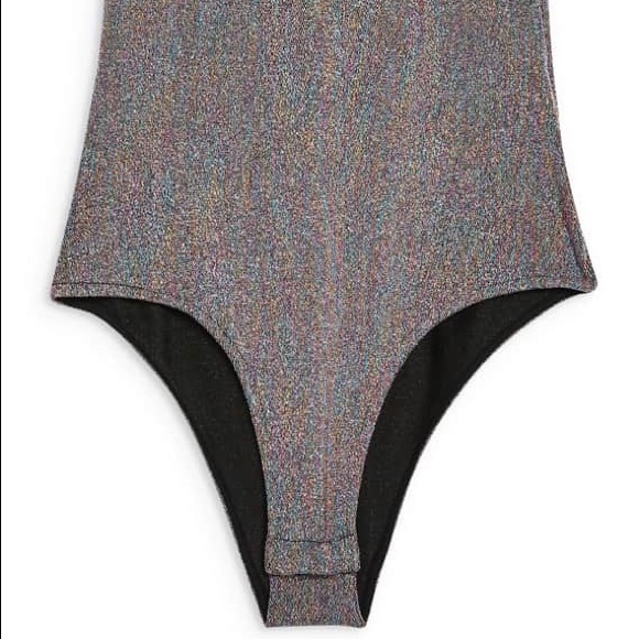 TOPSHOP Twist Bandeau Bodysuit - Picture 6 of 7